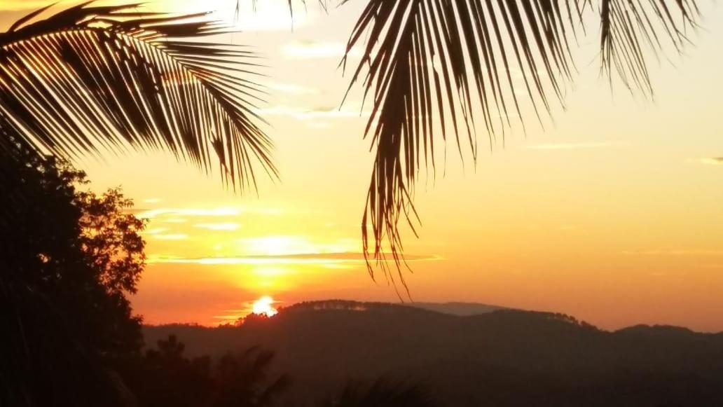 Sunset Hills Leilighet Kandy Eksteriør bilde